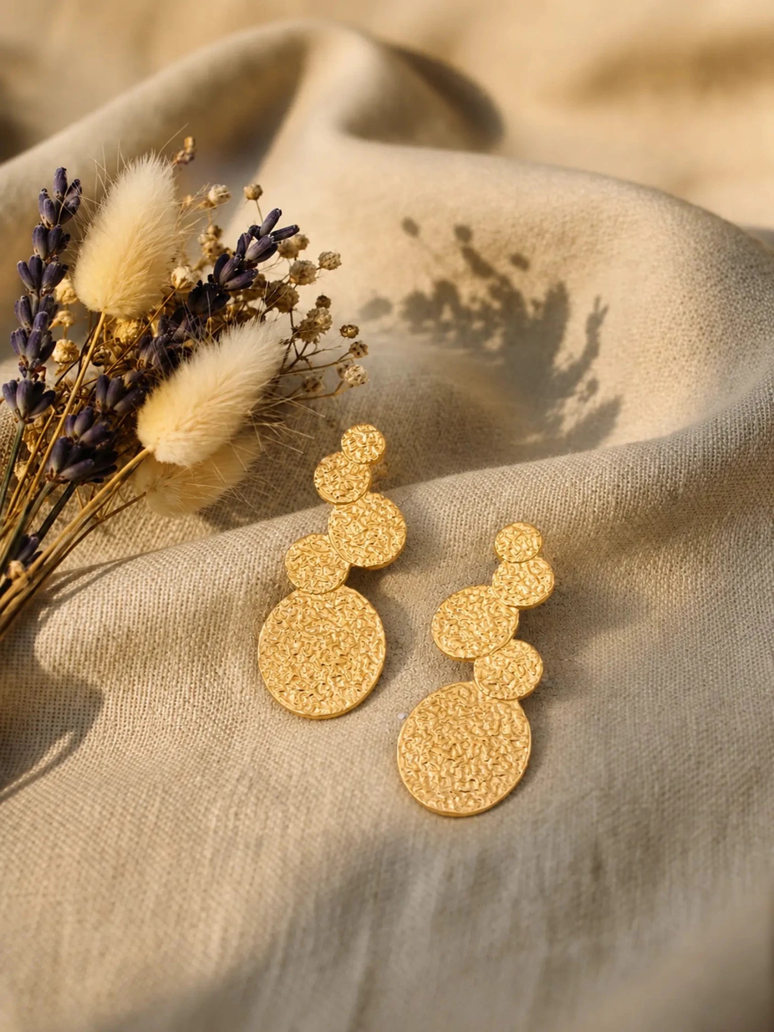 Disc Orbit Earring - Venyora Fashion