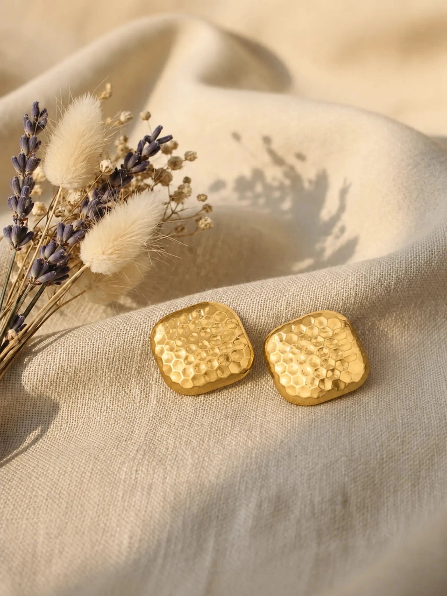 Honeycomb Hexa Stud Earrings - Venyora Fashion