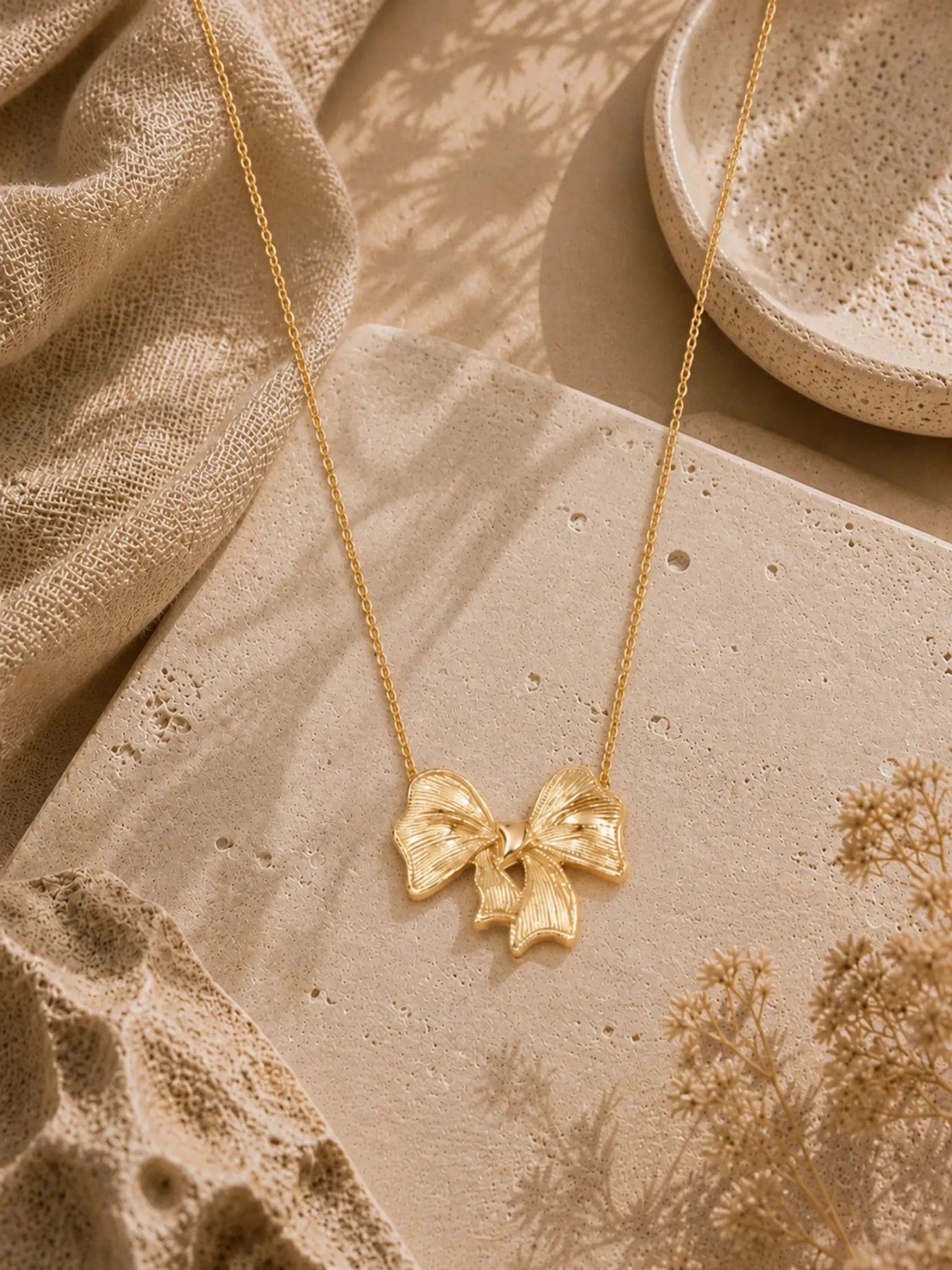Organic Bow Pendant Necklace - Venyora Fashion