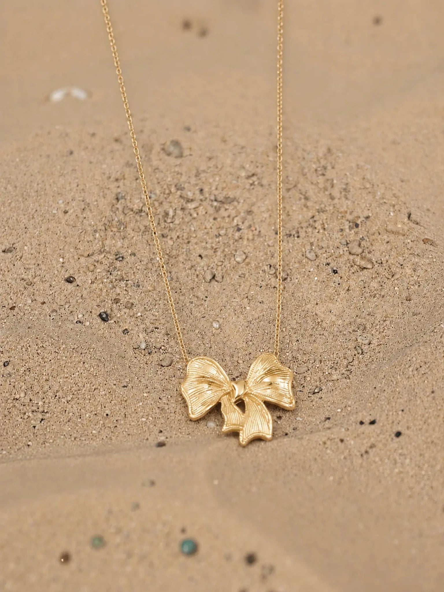 Organic Bow Pendant Necklace - Venyora Fashion