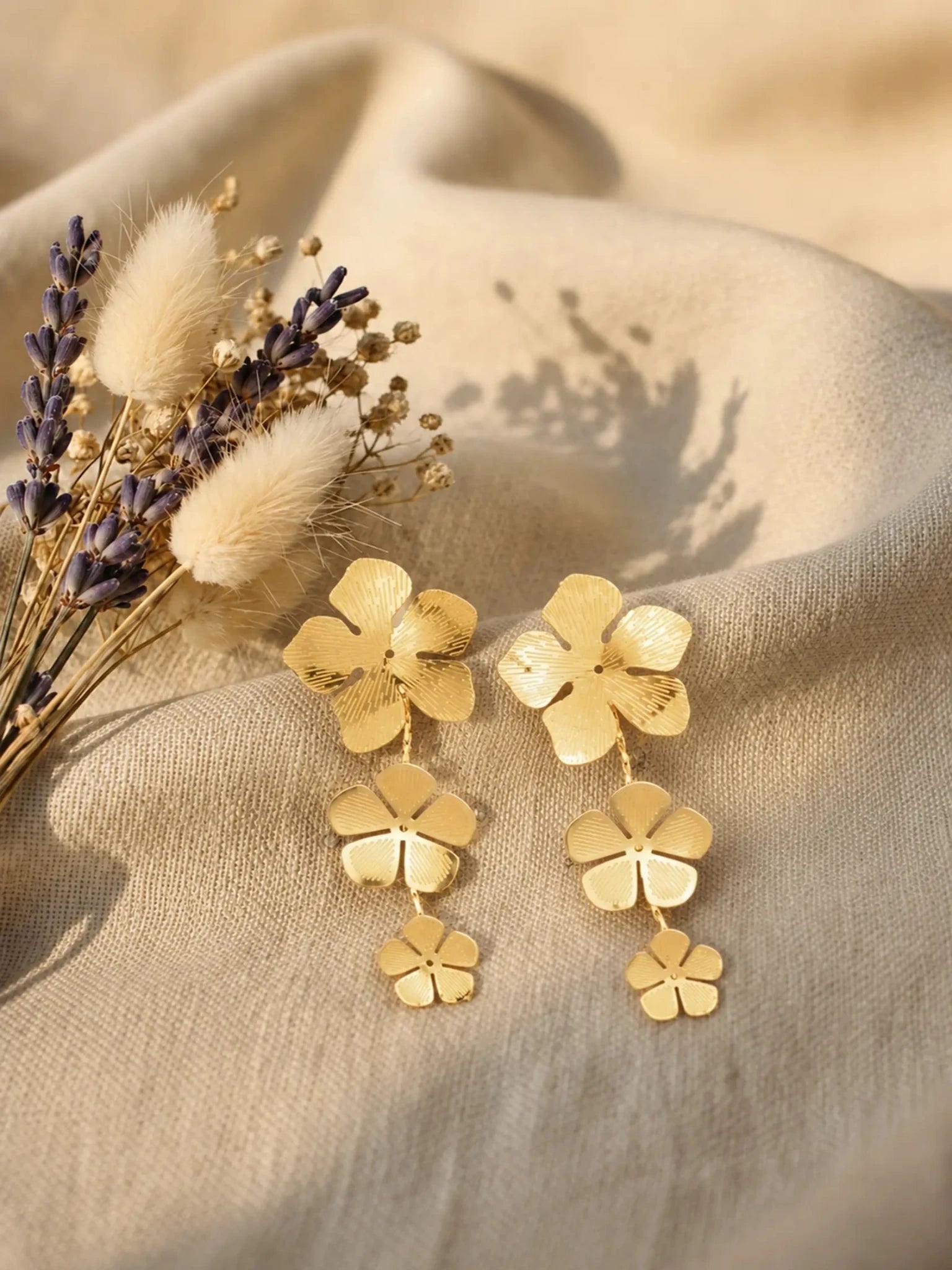 Petal Fleur Earring - Venyora Fashion