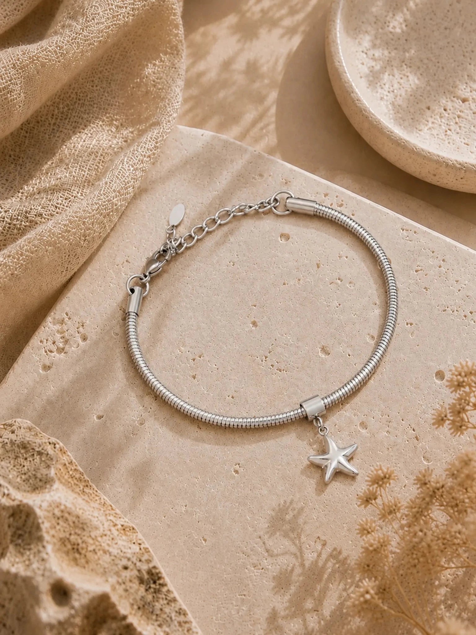 Silver Star Charm Bracelet - Venyora Fashion