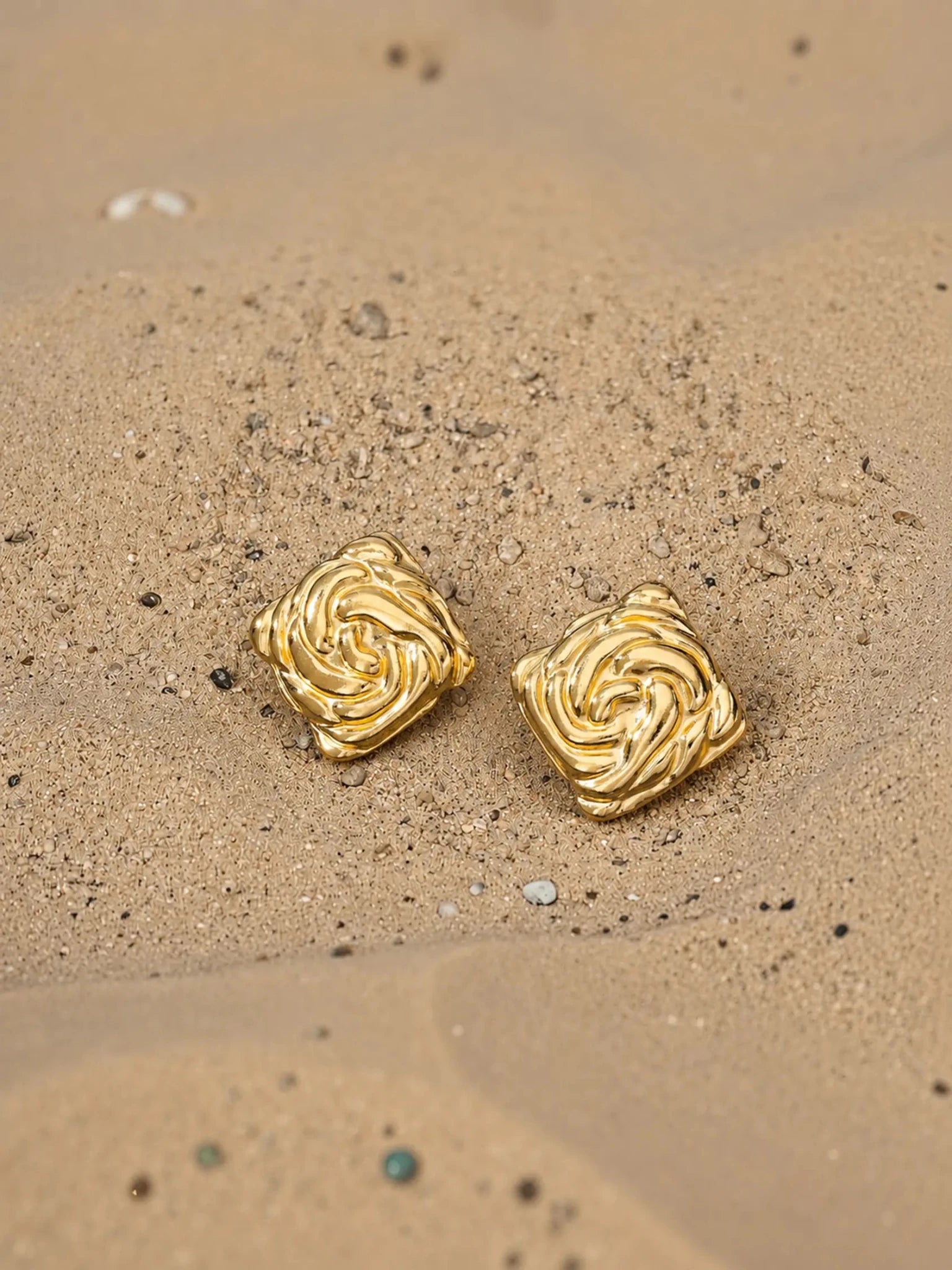 Vortex Swirl Stud Earring - Venyora Fashion
